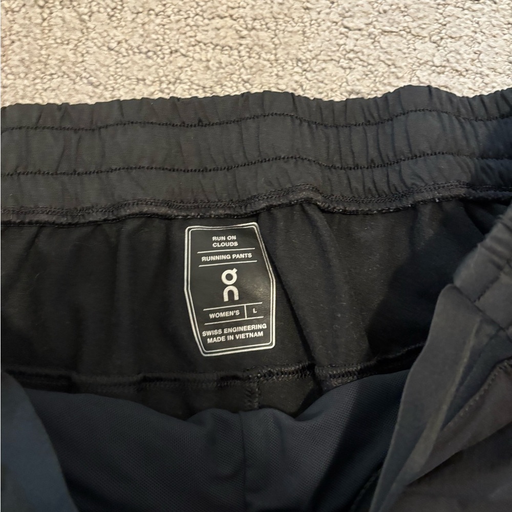 On Cloud Reflective Running Pants- Full Length - image 4